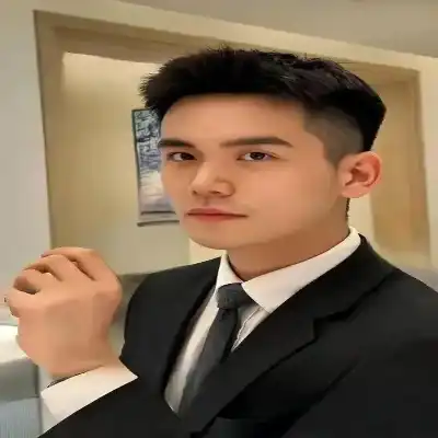 王明